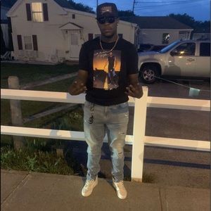 Meet your Posher, Isaiah